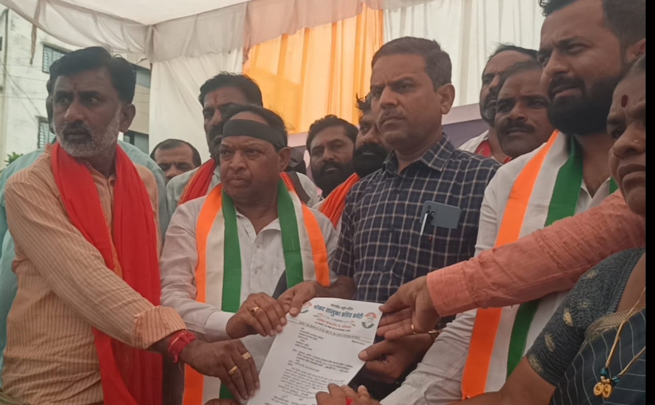 भोकर येथील महाविकास आघाडीच्या आंदोलनास उत्तम प्रतिसाद