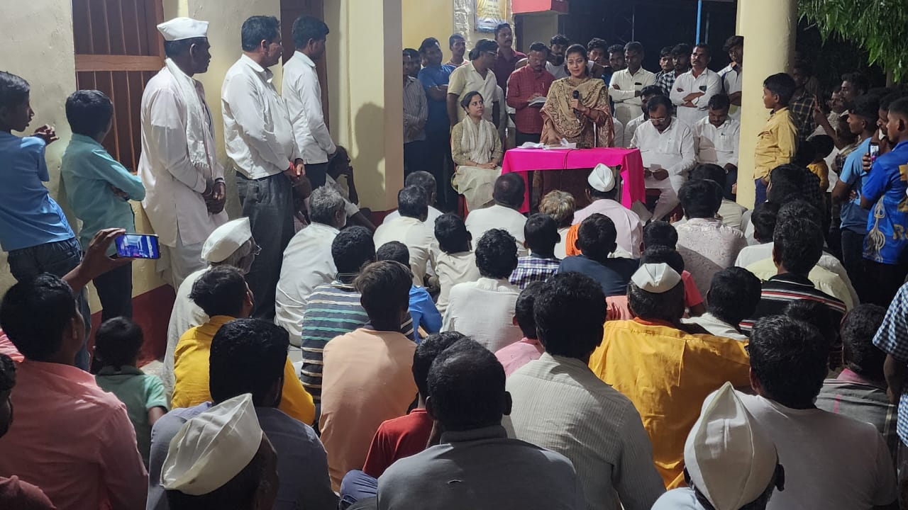 सोलापूर लोकसभा मतदारसंघाचे नवनिर्वाचित खासदार प्रणिती शिंदे यांचा अक्कलकोट तालुक्यातील नागूर, इब्राहिमपुर, मुगळी गावभेट दौरा
