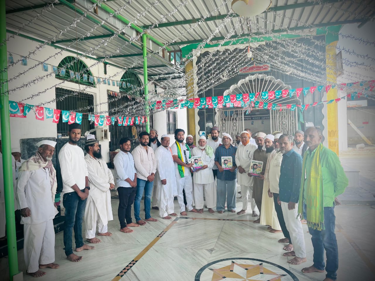 विधानसभा अपक्ष उमेदवार आसिफ जमादार यांची वाशी येथे संवाद  यात्रा संपन्न