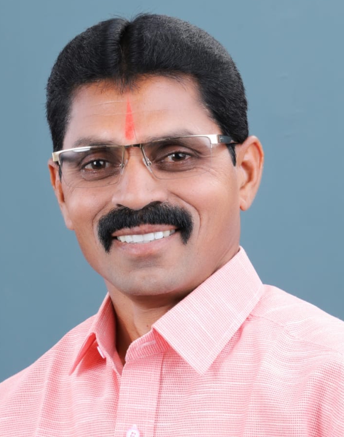 महाराष्ट्र नवनिर्माण सेनेचे उमेदवार मल्लिनाथ पाटील यांच्या प्रचारार्थ मंगरूळ भागात प्रचार दौरा