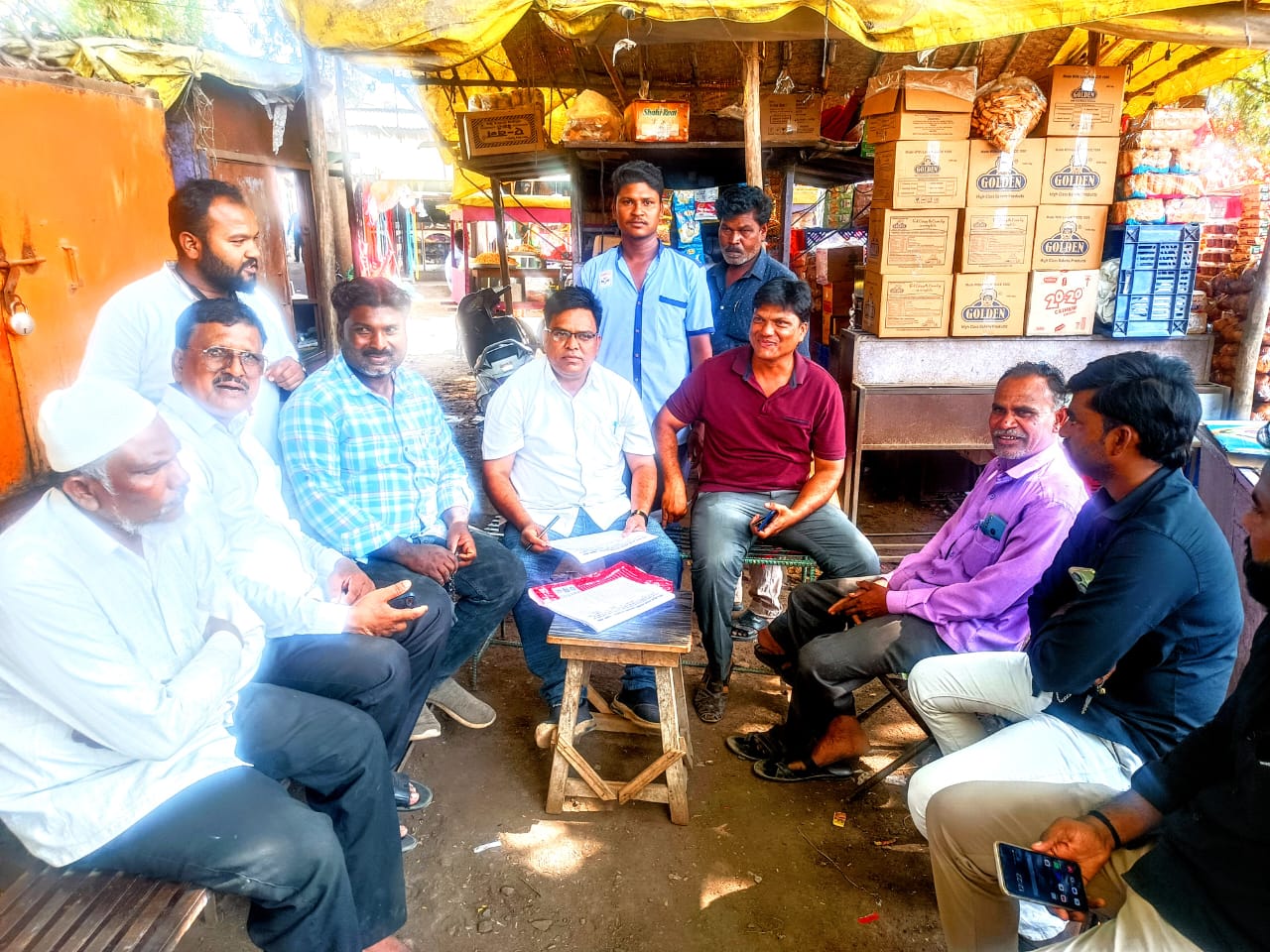 परंडा येथे ईव्हीएम विरोधात वंचित बहुजन आघाडी द्वारा स्वाक्षरी मोहीम जनआंदोलन सुरु