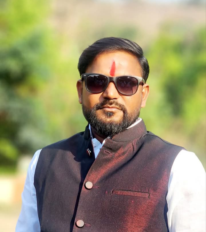 नायगाव ग्रामसेवक संघटनेच्या तालुकाअध्यक्ष पदी टी. जी. रातोळीकर यांची बिनविरोध निवड