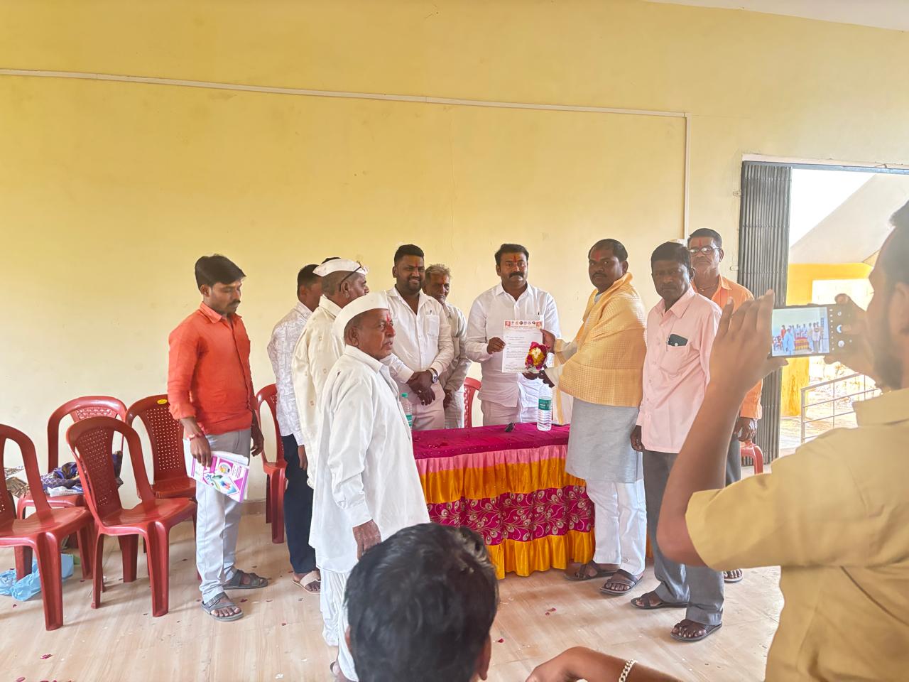 अक्कलकोट येथे जय मल्हार क्रांती संघटनेच्या नूतन पदाधिकाऱ्याचीं निवड