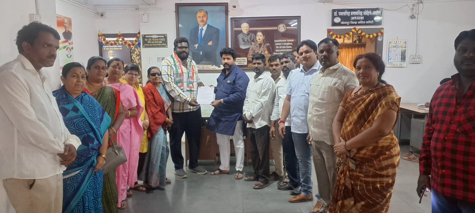 सोलापूर शहर काँग्रेस कमिटीच्या उपाध्यक्ष पदी हार्दिक बियाणी यांची निवड