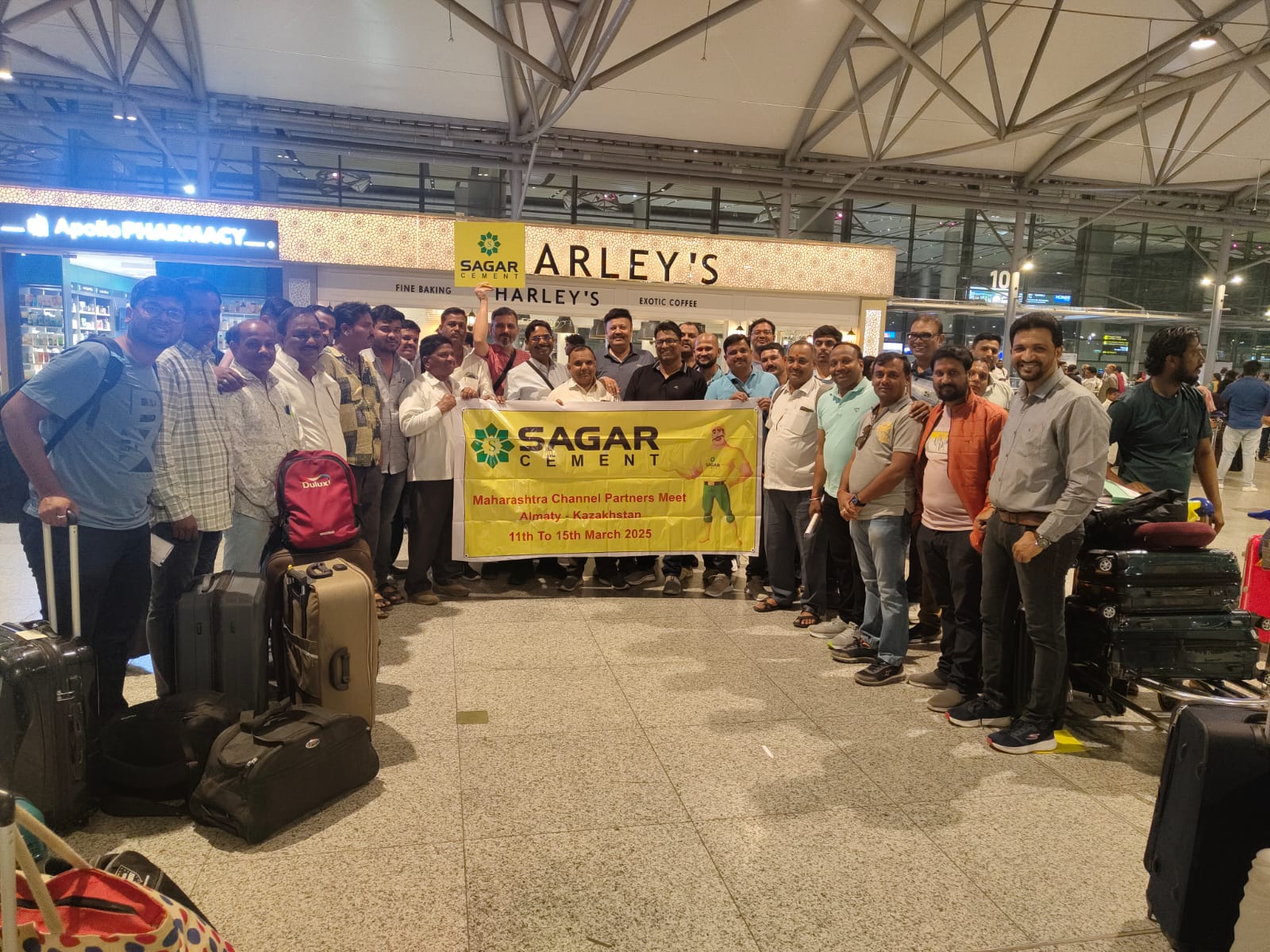 सागर सिमेंटच्या महाराष्ट्रातील वितरकांचा अल्माटी (कझाकस्तान) विदेश दौरा संपन्न