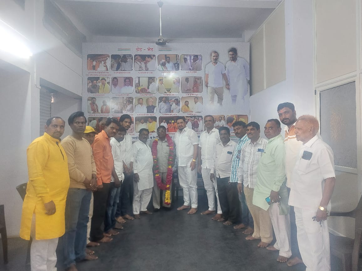 सोलापूर शहर काँग्रेस उपाध्यक्ष भिमराव  शिंदे यांचा सत्कार