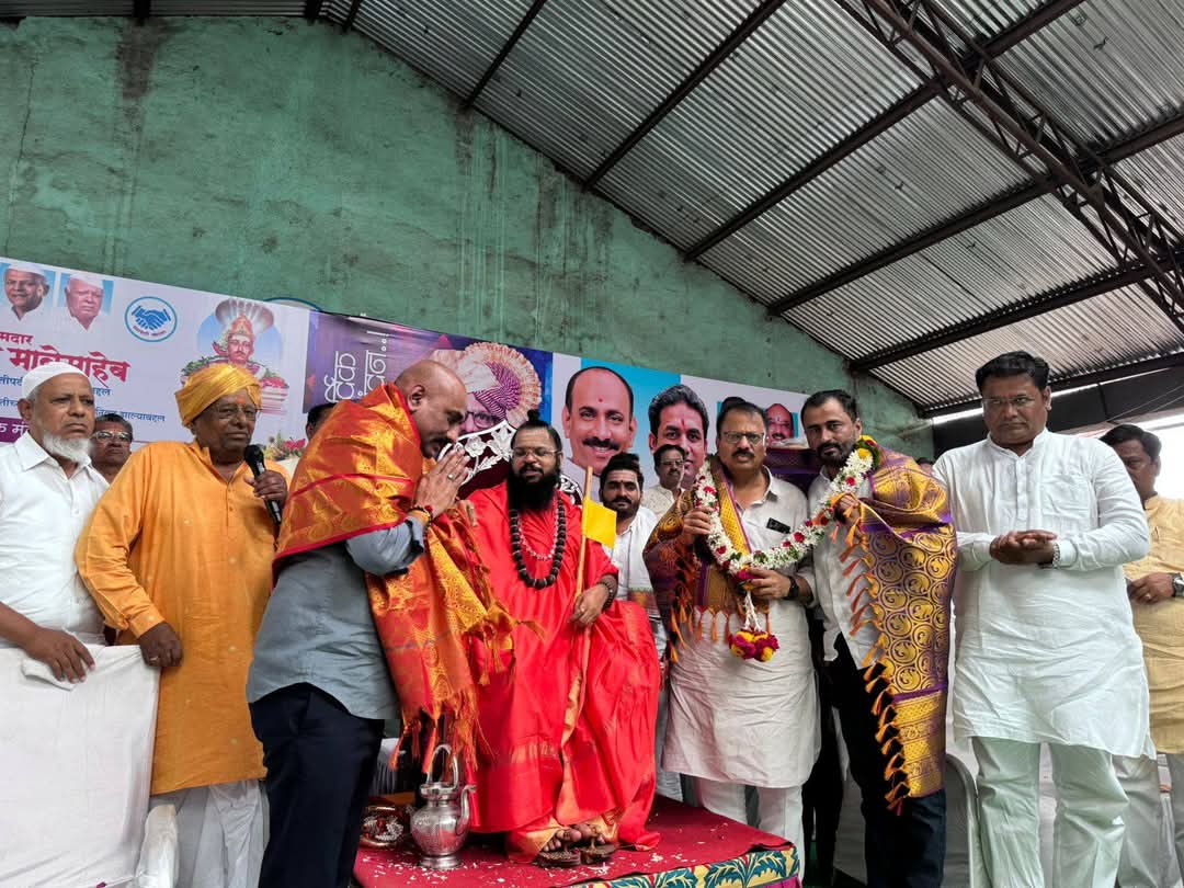 श्री. सिद्धेश्वर कृषी उत्पन्न बाजार समितीतील नवनिर्वाचित संचालक मंडळाचा भव्य नागरी सत्कार संपन्न 