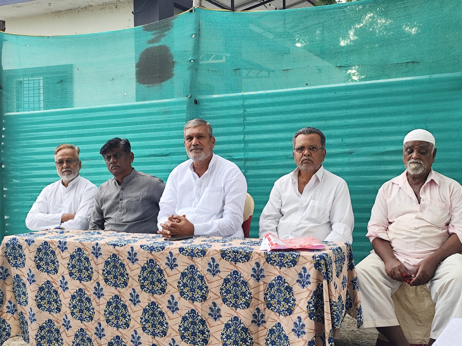 काँग्रेस पक्षाचा कार्यकर्ता म्हणून काम करणार – ज्येष्ठ नेते अश्पाक बळोरगी