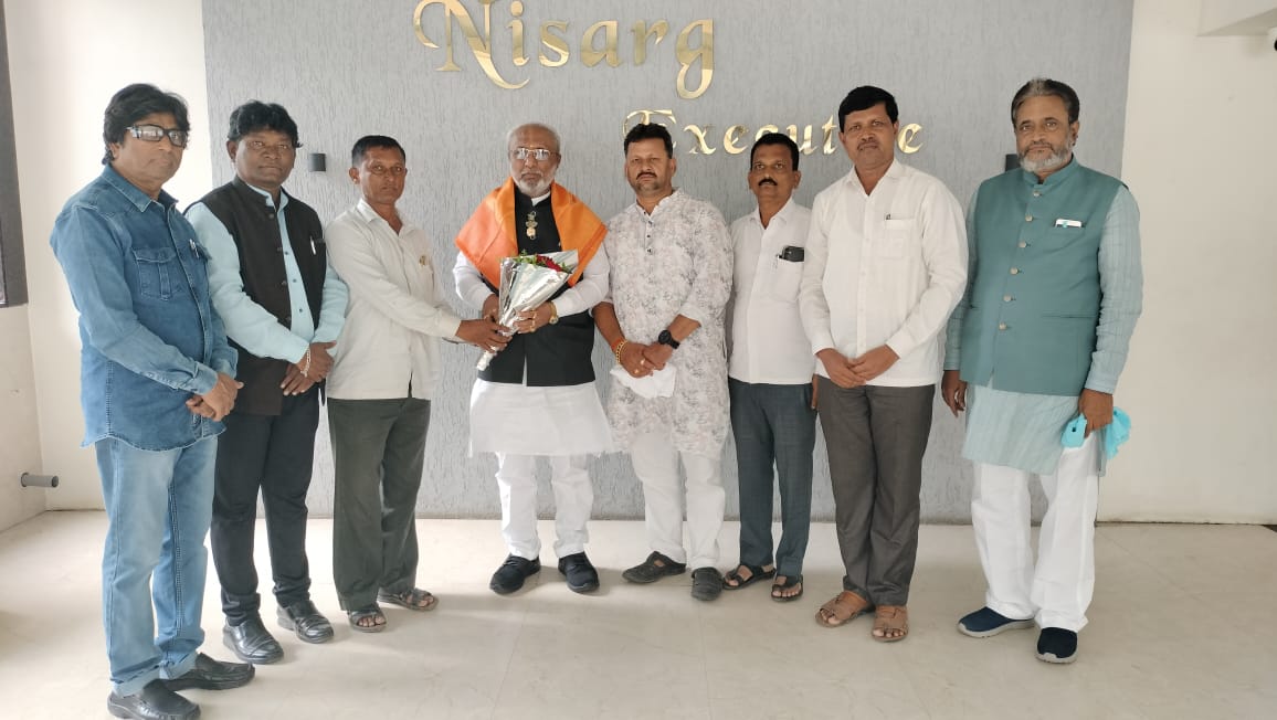 जन्मेजयराजे भोसले यानां जीवनगौरव पुरस्कार मिळाल्याबद्दल पत्रकाराच्यां वतीने सत्कार