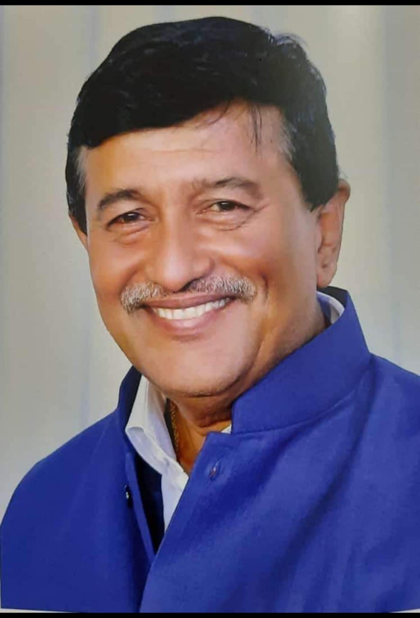 अक्कलकोट लायन्स क्लबच्या नूतन अध्यक्षपदी अभय खोबरे यांची निवड