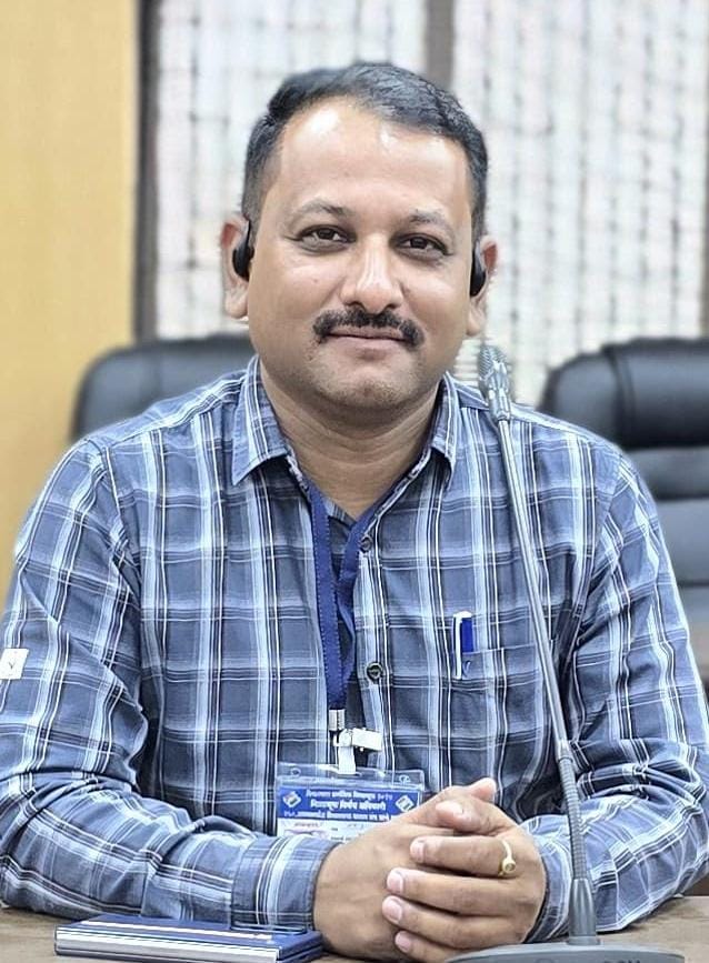 अक्कलकोट शहरातील अतिक्रमणे ही  टप्प्याटप्प्याने काढणार – मुख्याधिकारी रमाकांत डाके 