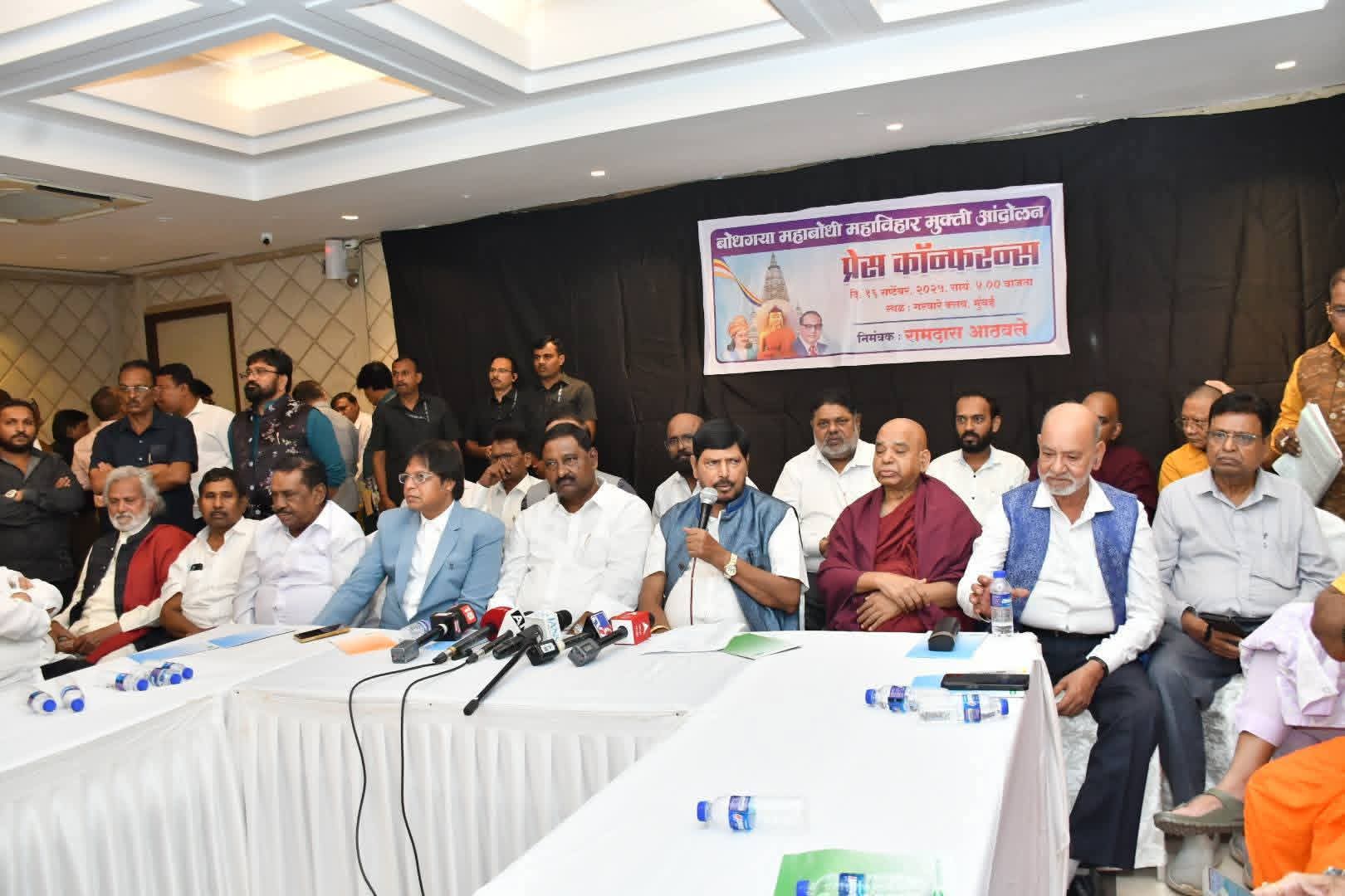 बुद्धगया महाबोधी महाविहार मुक्ती आंदोलनासाठी संपूर्ण आंबेडकरी बौद्ध समाजाची एकजूट मैदानात उतरणार
