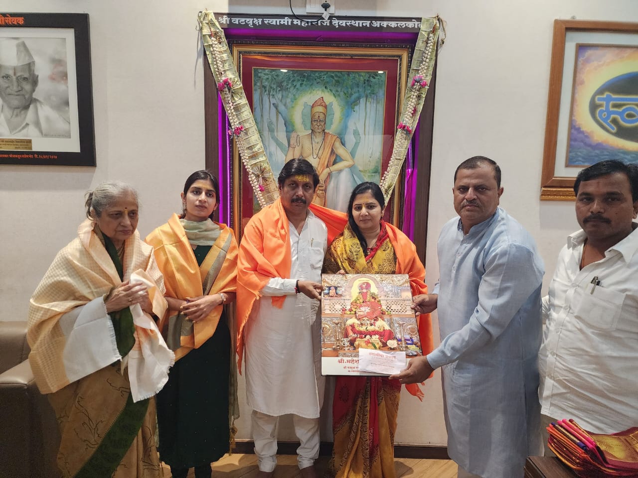 भाविकांच्या सेवेत श्री.वटवृक्ष मंदीर समिती न्यासाची वाटचाल लक्षणीय – खासदार धैर्यशील मोहिते पाटील 