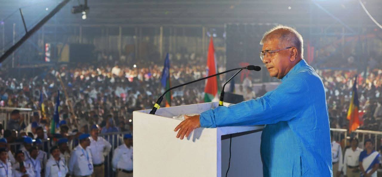संविधान सन्मान महासभेतून ॲड. प्रकाश आंबेडकरांचा भाजप – आरएसएसवर जोरदार प्रहार !