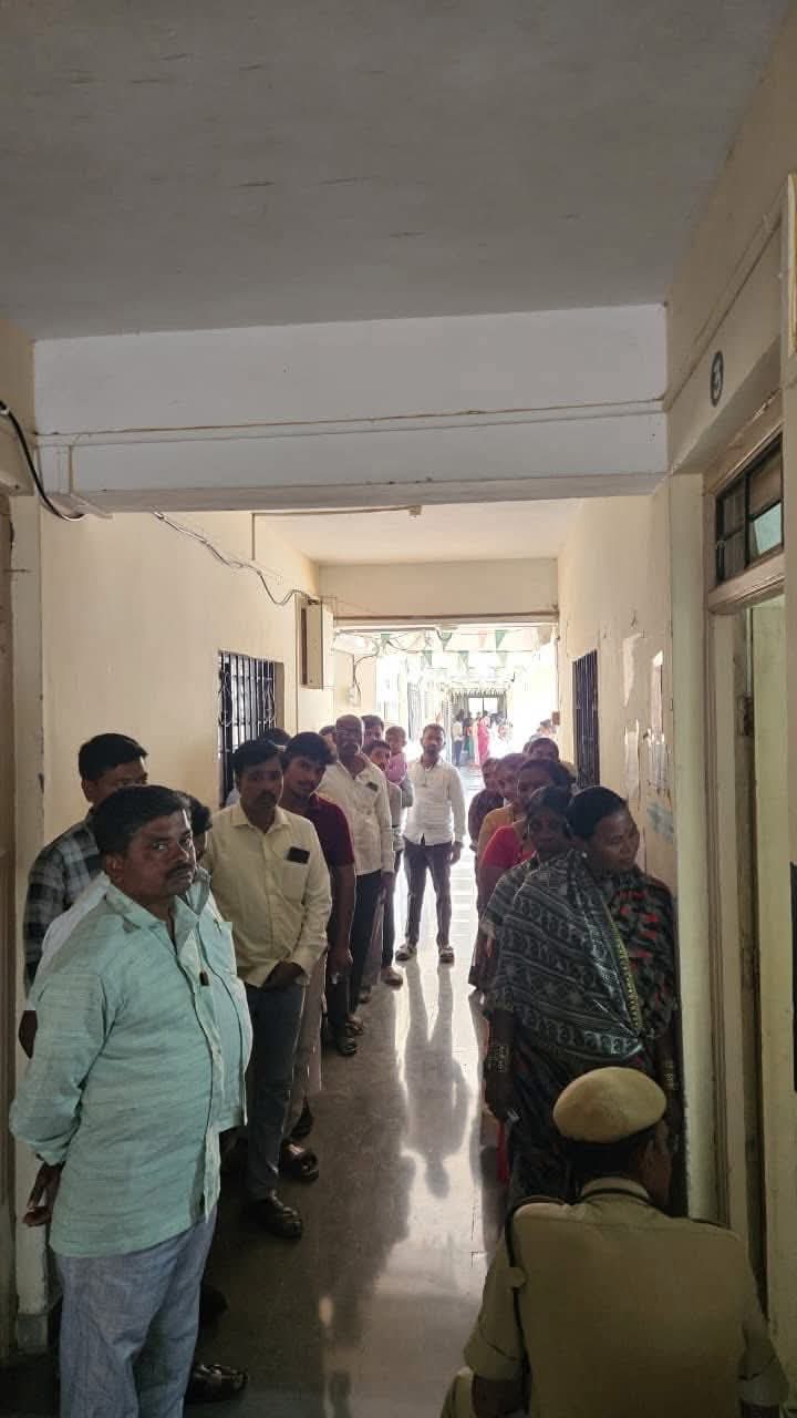 अक्कलकोट नगर परिषद सार्वत्रिक निवडणुकीत ६४.२५ टक्के मतदान 