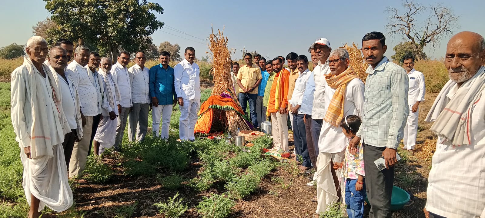 नायगाव तालुक्यात ‘वेळ अमावस्या’ उत्साहात साजरी