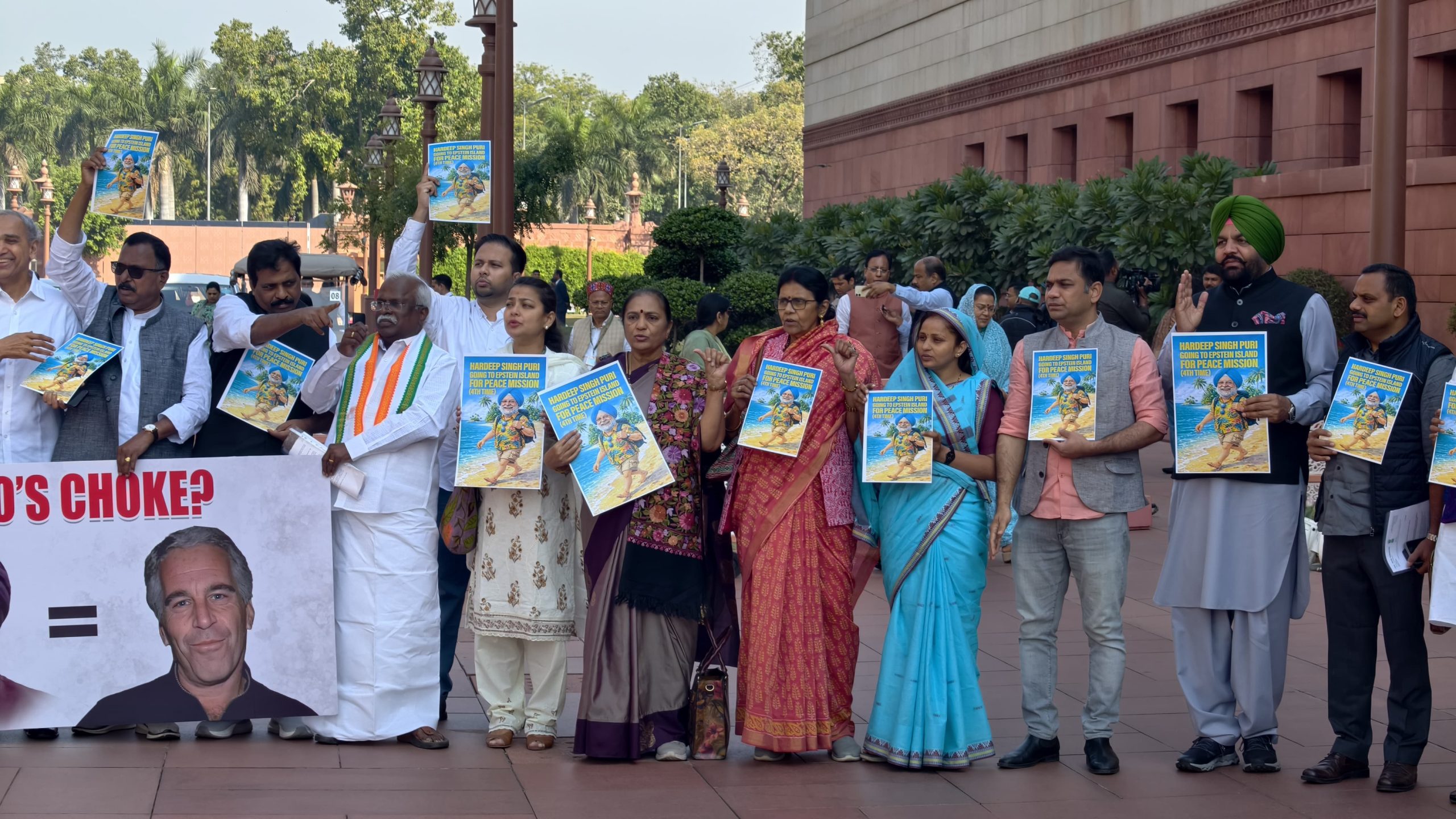 एपस्टाईन प्रकरणी हरदीप सिंग पुरींनी तात्काळ राजीनामा द्यावा