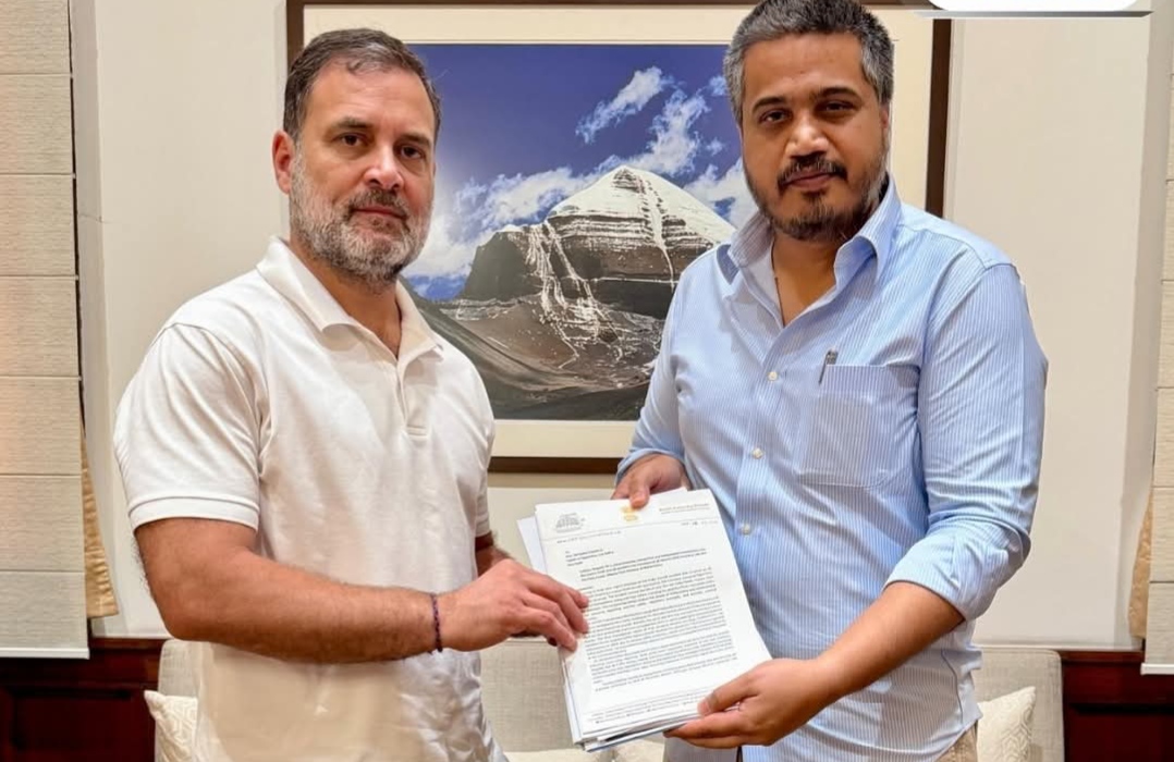 अजित पवार अपघात प्रकरण: राहुल गांधींचें मदतीचे आश्वासन