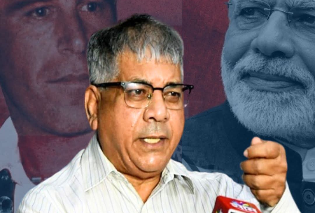 ‘एपस्टीन फाईल’वरून मोदींवर निशाणा; देश गुलामीच्या उंबरठ्यावर – ॲड. प्रकाश आंबेडकर