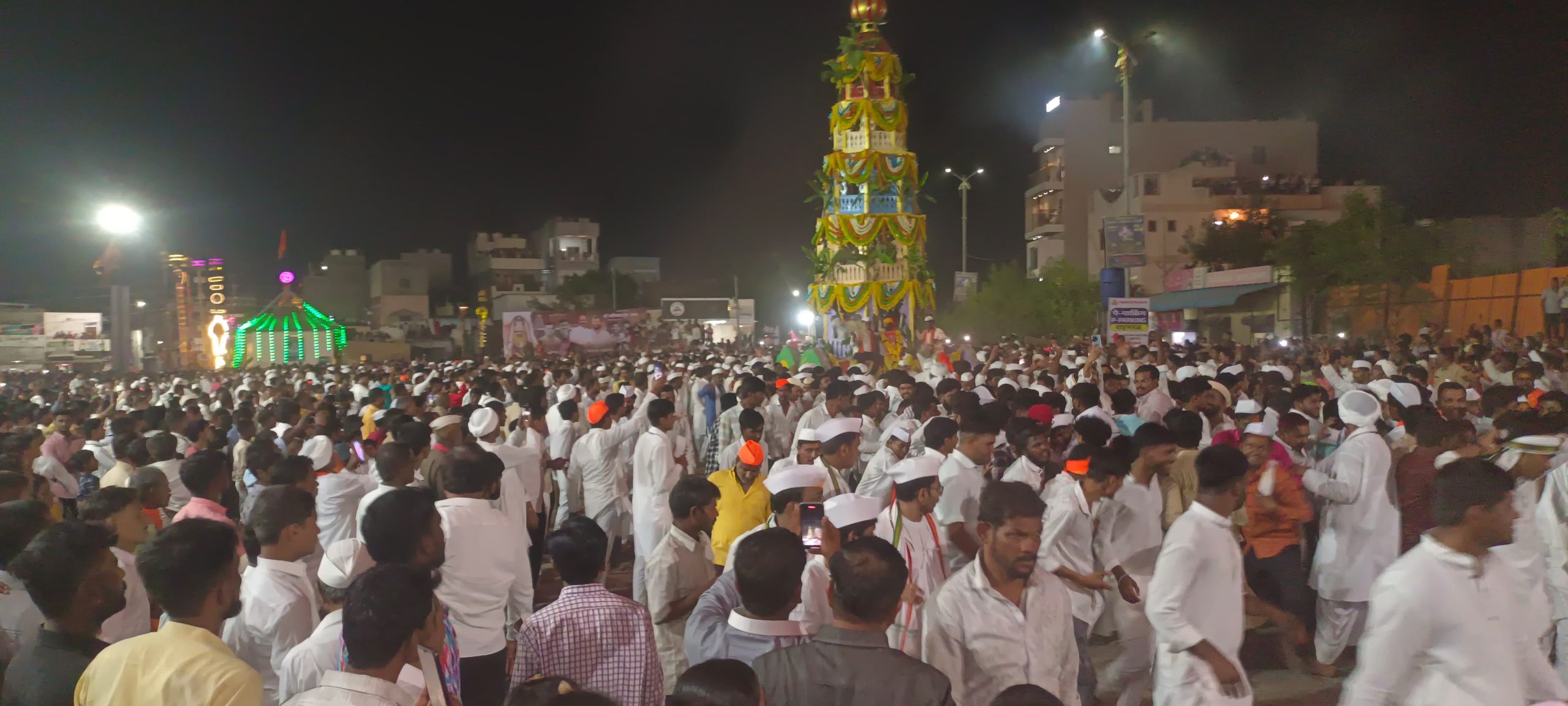 अक्कलकोटचे ग्रामदैवत श्री मल्लिकार्जुन यात्रा महोत्सवाची  पारंपरिक भव्यदिव्य रथोत्सवाने सांगता