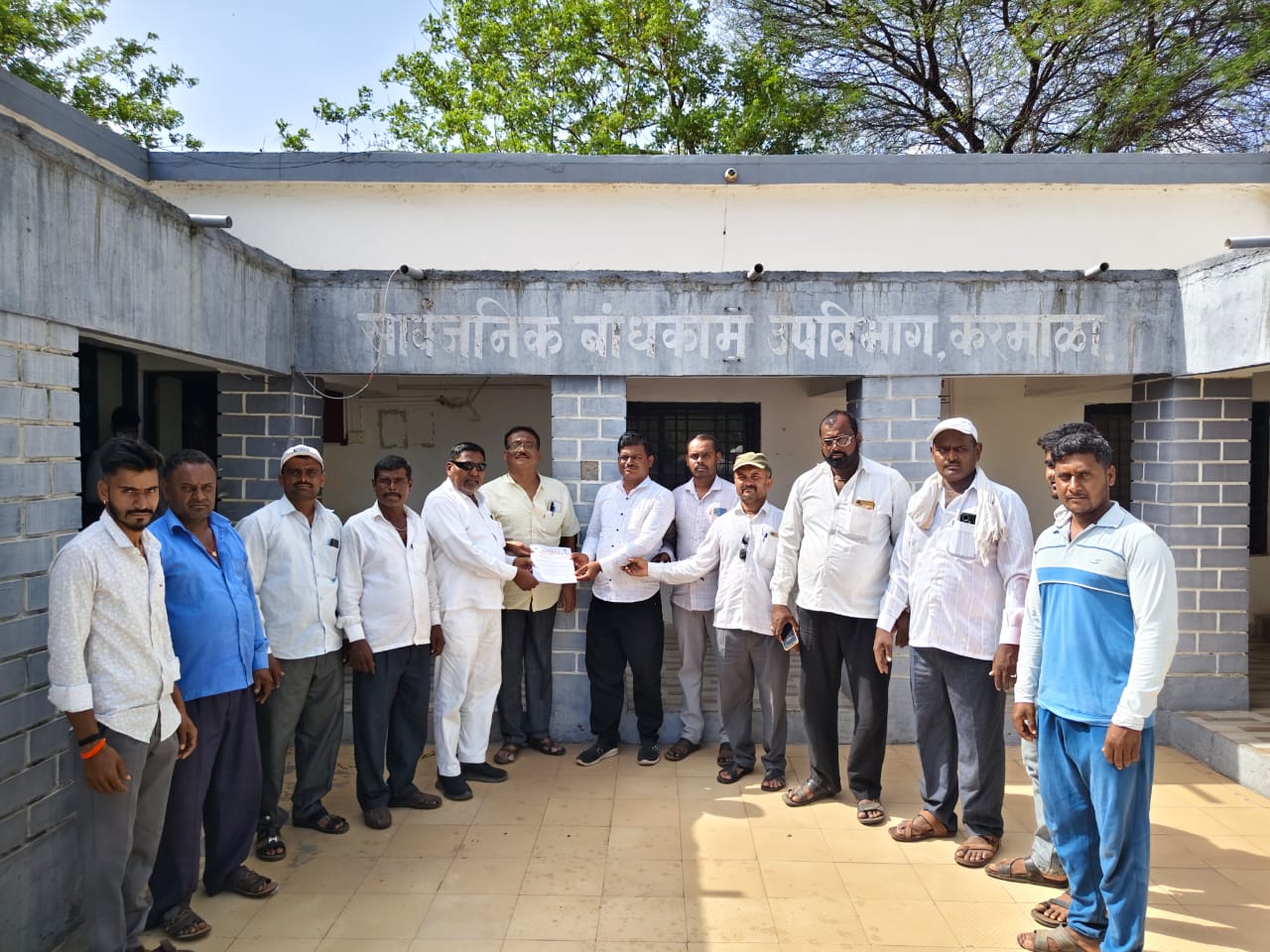 उमरड येथे गतिरोधक टाका अन्यथा आंदोलन करू – राजाभाऊ कदम