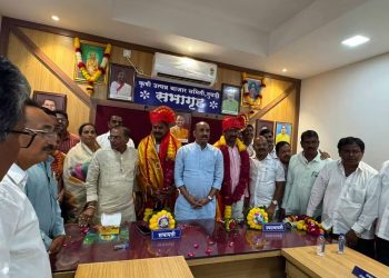 अक्कलकोट तालुक्यातील दुधनी कृषी उत्पन्न बाजार समितीच्या सभापती पदी सिद्धाराम बाके तर उपसभापती पदी निंगप्पा पुजारी यांची निवड