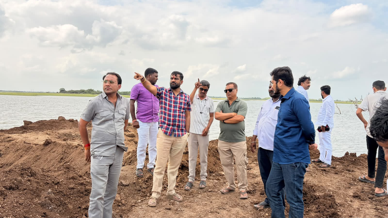 अक्कलकोटच्या पाणीपुरवठ्याला ‘बूस्टर’; वाढीव यंत्रणा कार्यान्वित करण्यासाठी कामांना वेग