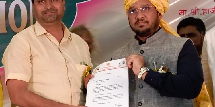 सय्यद मुजसिम पिरजादे यांची शिवसेना सोलापूर जिल्हा अल्पसंख्यांक अध्यक्षपदी निवड