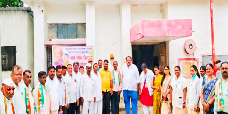 मोहोळ येथे सुशिलकुमार शिंदे यांच्या वाढदिवसानिमित्त सर्व रोग निदान शिबिर संपन्न