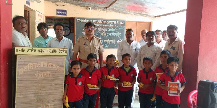 जीवनात यशस्वी होण्यासाठी सुरुवातीला झिजावे लागते– उपविभागीय पोलीस अधिकारी राजेंद्र टाकणे